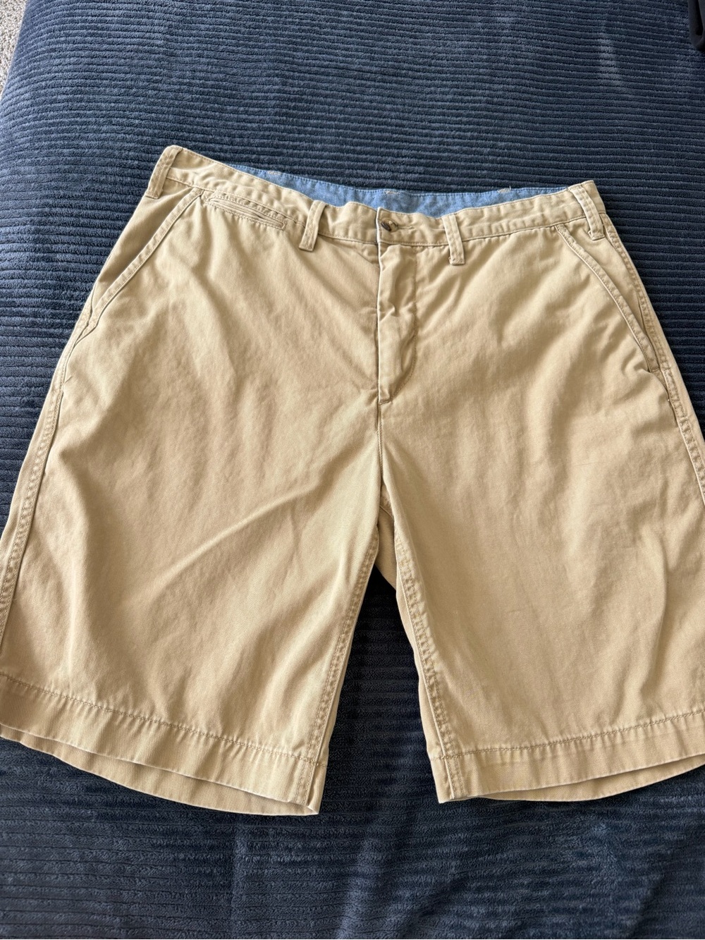 Polo Ralph Lauren Men’s Tan Flat-Front Chino Shorts